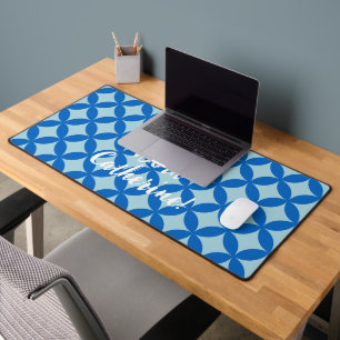 Zomertegel met azuurblauwe cirkels op babyblauw bureaumat
