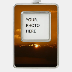 Zon Achter Wolken I Oranje Zonsondergang Foto Verzilverd Kader Ornament