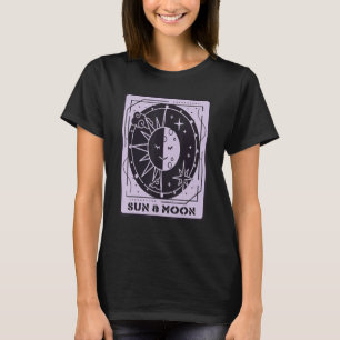 Zon En Maan Tarotkaart Mystieke Kaarten Occult Mag T-shirt