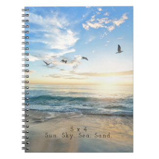Zon. Lucht. Zee. Zand. Strandtafereel Notitieboek