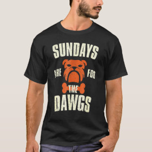 Zondagen zijn voor de honden t-shirt