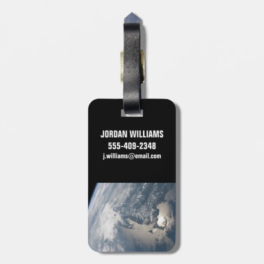 Zonlicht op het water van de aarde. bagagelabel (Achterkant verticaal)