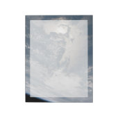 Zonlicht op het water van de aarde. notitieblok (Gedraaid)