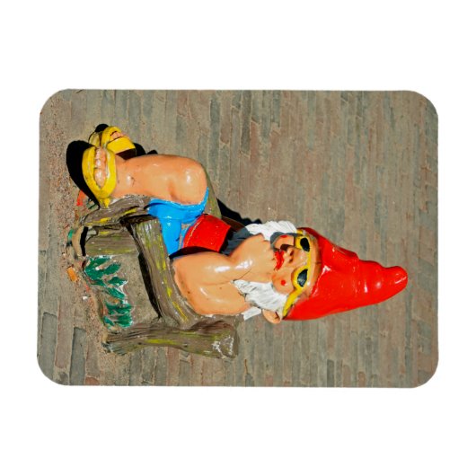 Zonnebaden gnome magneet (Horizontaal)
