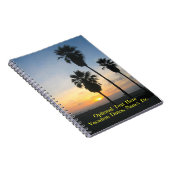 Zonnebak met palmen in Venice Beach California Notitieboek (Rechterzijde)