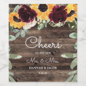 Zonnebloem en Rozen Rustic Wood Wedding Wijn Etiket (Enkel label)
