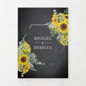 Zonnebloem Eucalyptus Arch Chalkboard Weddenschap Drieluik Uitnodiging (Cover)
