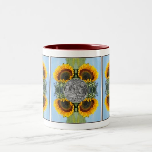 Zonnebloem in zonneschijn Creëer Uw eigen foto Tweekleurige Koffiemok (Center)