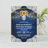 Zonnebloem Mason Jar Blauw Hout Bruiloft Uitnodigi Kaart (Staand voorkant)