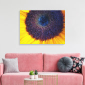 Zonnebloem met Blauw Centrum Close-up Canvas Art (Insitu (Woonkamer))