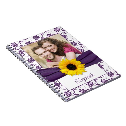 Zonnebloem Paarse Damask Gepersonaliseerd Notitieb Notitieboek (Rechterzijde)