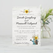 Zonnebloem & Rustiek Hout Boerderij bruiloft uitno Kaart (Staand voorkant)