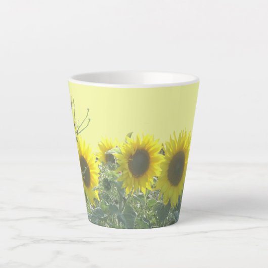 Zonnebloemen. BC Yellow Latte-Mok Latte Mok (Voorkant)