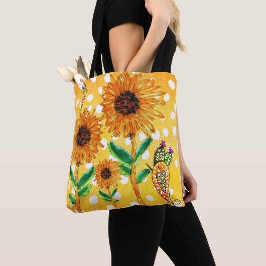 Zonnebloemen en een Canvas tas (Dichtbij)
