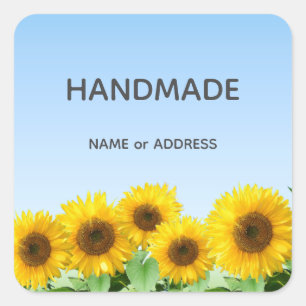 Zonnebloemen en handgeschreven tekst op lichtblauw vierkante sticker