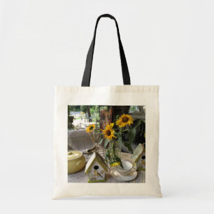 Zonnebloemen en Vogelhuis Complete Herfst Display Tote Bag