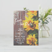 Zonnebloemen op hout Rustic Save the Date Wedding Kaart (Staand voorkant)