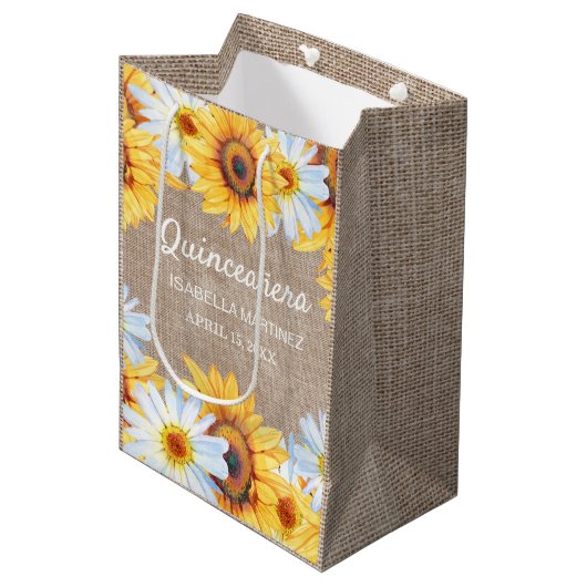 Zonnebloemen Witte Daisy Burlap Quinceañera Naam Medium Cadeauzakje (Voorkant Gekanteld)