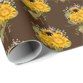 zonnebloempel op bruin cadeaupapier (Rol Hoek)