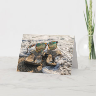 Zonnebril en sandalen voor verjaardag in oceaangol kaart