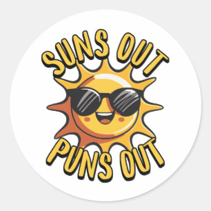 Zonnen uit punts! Schattige Punny zon cartoon shir Ronde Sticker