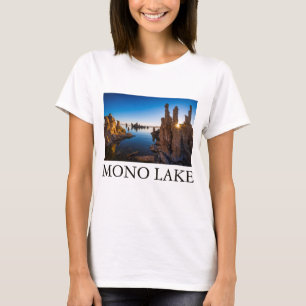 Zonneopgang bij het Mono-meer in Californië T-shirt