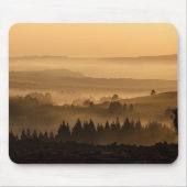 Zonneoploop over het landschap van Misty Rolling H Muismat (Voorkant)