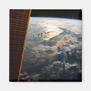 Zonnestralen van Celebes Zee in Zuidoost-Azië Magneet