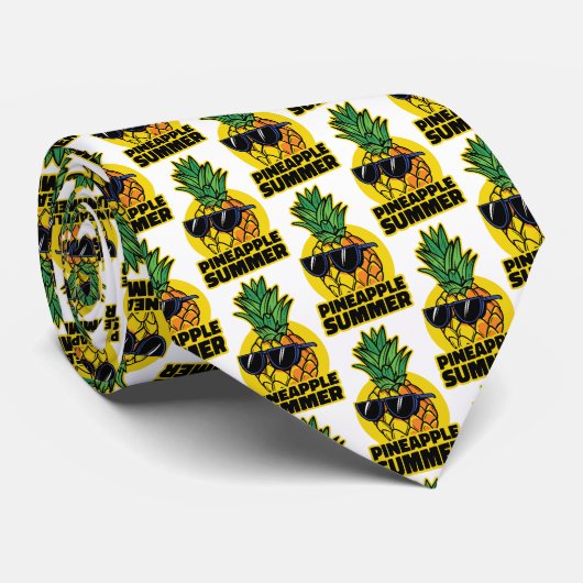 Zonnige ananas: Zomervibes met zonnebril Stropdas (Opgerold)