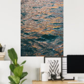 Zonovergoten oceaangolven - Reflecterende Natuur F Poster (Thuiskantoor)