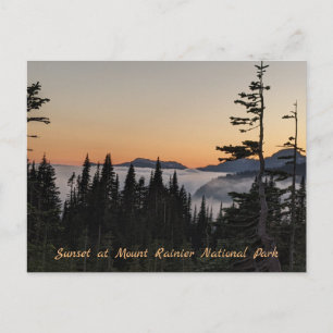 Zonsondergang bij Mount Rainier-aanslag Briefkaart