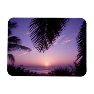 Zonsondergang bij West End, Cayman Brac, Kaaimanei Magneet