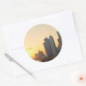Zonsondergang boven Doha, Qatar ronde sticker (Envelop)