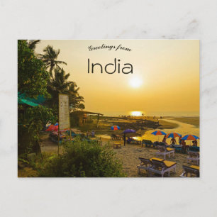 Zonsondergang op een strand in Goa, India Briefkaart