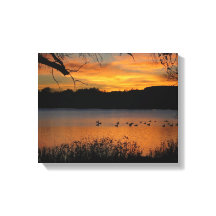 Zonsondergang op Lake Wrapped Canvas