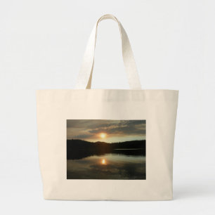 Zonsondergang over Spring Valley Reservoir Grote T Tote Bag