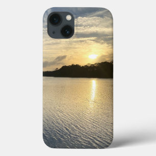Zonsondergang over Wildcat Lake iPhone-hoesjes iPhone 13 Hoesje