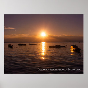 Zonsondergang Zonnestralen Drijvende boten Zee Sch Poster