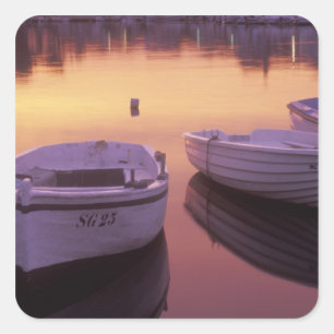 Zonsopgang boven de haven van Stari Grad met visse Vierkante Sticker