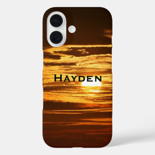 Zonsopgang door wolken gepersonaliseerd iPhone 16 hoesje