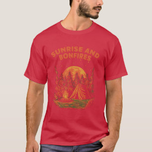 Zonsopgang en kampvuren Camping Zomer Camperropica T-shirt