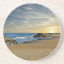 Zonsopgang op een Sandy Shoreline