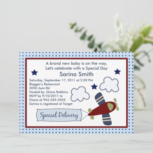 Zoom le long/avion 2 Invitations de douche bébé (Debout devant)