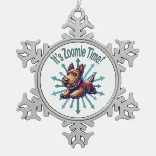 Zoomie Time Brown Scotty bijvoorbeeld Tin Sneeuwvlok Ornament