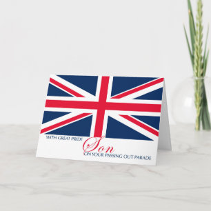 Zoon geeft parade Union Jack Flag sentimenteel uit Kaart