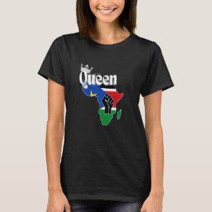 Zuid-Soedanese koningin met Soedanese vlag in Afri T-shirt