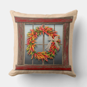 Zuidwest-Chili Wreath op Rustic Red Wood Window Kussen