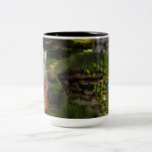 Zuiver op een paddenstoelontwerp 2-Mok Tweekleurige Koffiemok (Center)