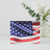 Zwaaien Amerikaanse vlag Briefkaart (Staand voorkant)