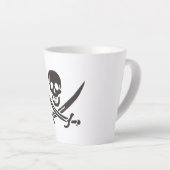 Zwaard van Obsidiaan Schedel Piratenvlag van Calic Latte Mok (Rechterhoek)